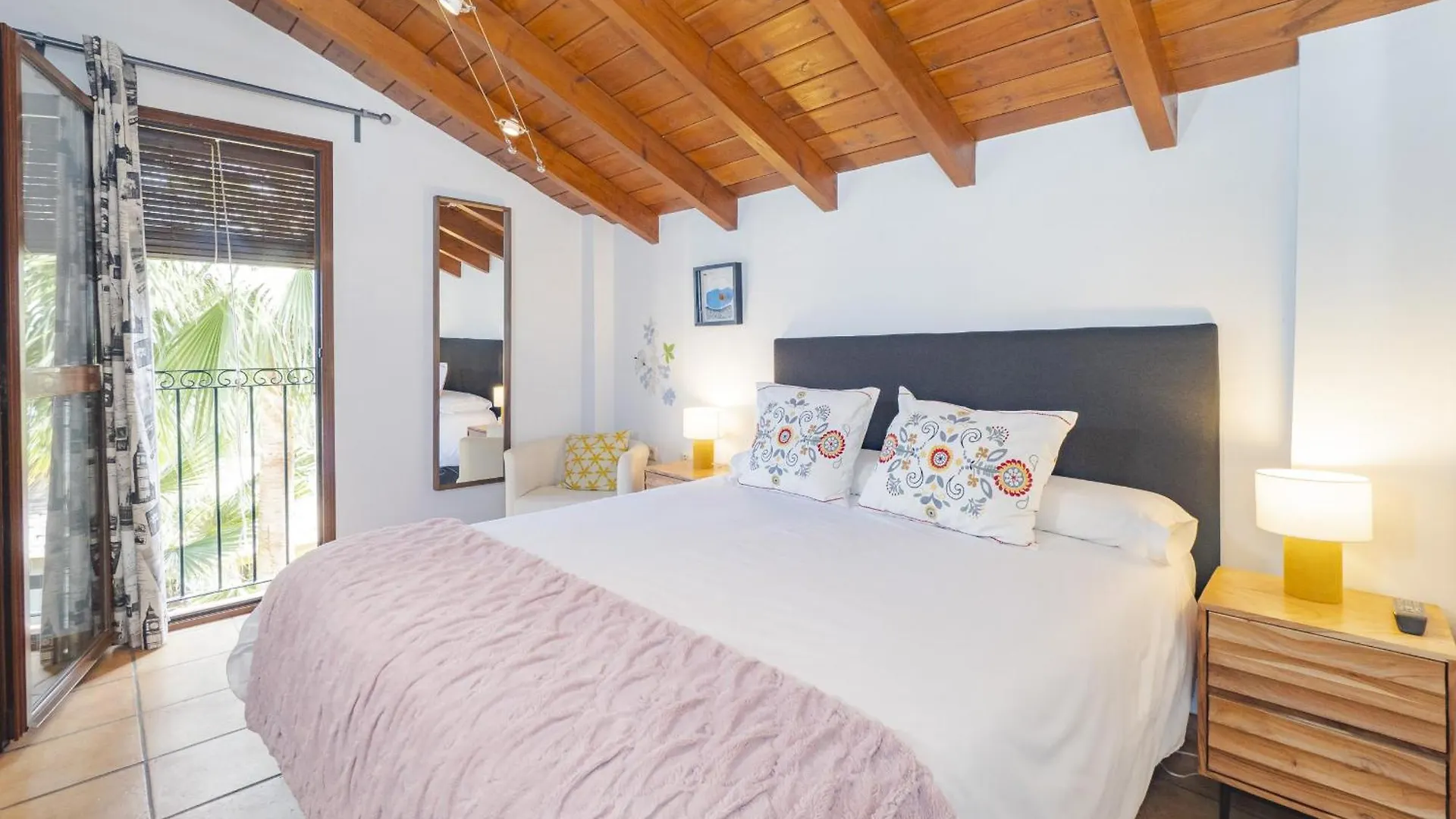 Cubo'S Villa Llanos De La Plata Alhaurín de la Torre İspanya