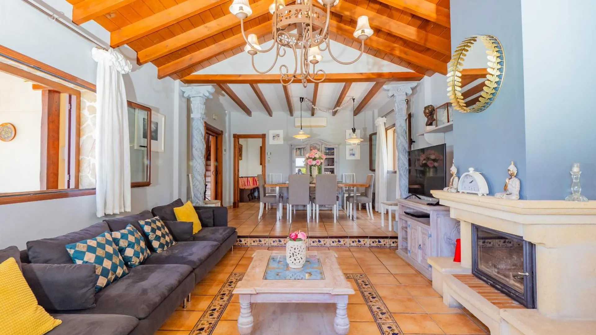 Cubo'S Villa Llanos De La Plata Alhaurín de la Torre İspanya